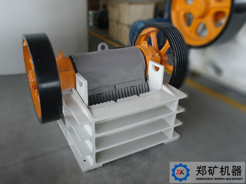 PE、PEX 系列顎式破碎機(jī)2.jpg